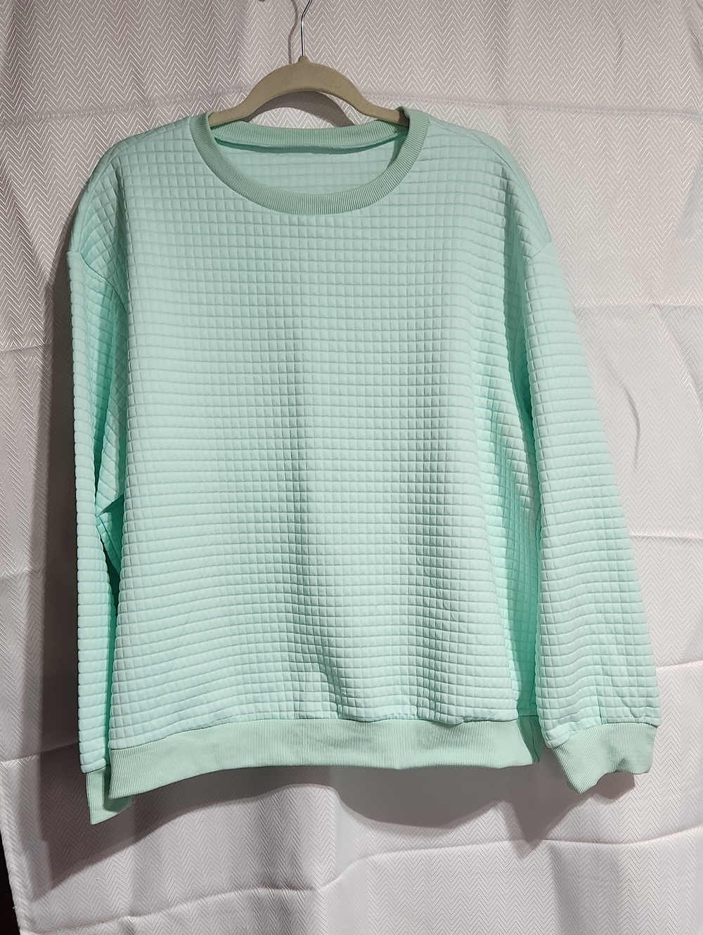 2XL Mint Green Women's Quilted Crewneck Sweatshirt